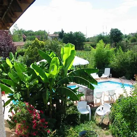 Confortable Avec Piscine Proche Lejlighed